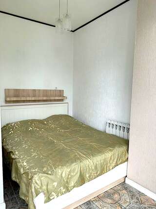 Апартаменты Golden Holiday Apartments Сочи 2-комнатный номер полулюкс-10